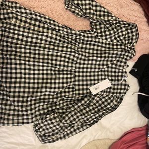 Plaid black and white quarter length dress.